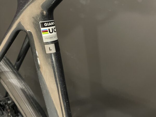 NEW Giant TCR Advanced 1 105 Di2 Carbon Disc Road Bike 2025 - Large - Image 12