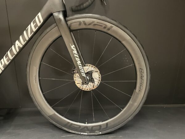 Specialized Tarmac SL8 Pro Di2 Carbon Disc Road Bike 2024 - 56cm - Image 4