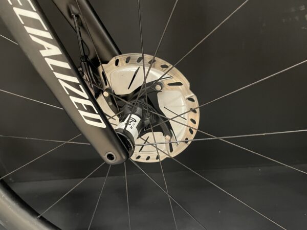 Specialized Tarmac SL8 Pro Di2 Carbon Disc Road Bike 2024 - 56cm - Image 5