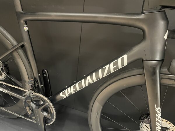 Specialized Tarmac SL8 Pro Di2 Carbon Disc Road Bike 2024 - 56cm - Image 13
