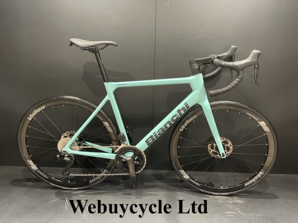 Bianchi Sprint 105 Di2 Carbon Disc Road Bike 2024 - 57cm