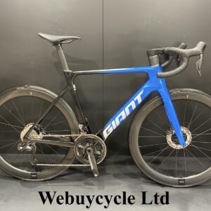 Giant Propel Advanced Pro 0 Di2 & P/M Carbon Disc Road Bike 2024 - Medium