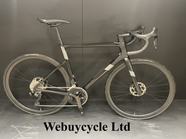 Cannondale Supersix 105 Di2 Carbon Disc Road Bike 2023 - 54cm