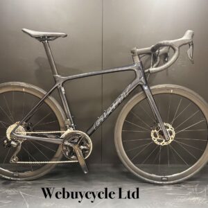 Giant TCR 105 Di2 Carbon Disc Road Bike - Medium - 2023