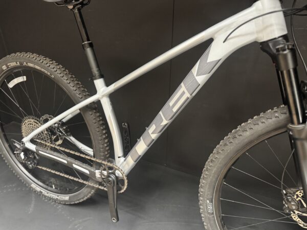 Trek Procalibre Alloy Disc Mountain Bike 2024 - Small - Image 12