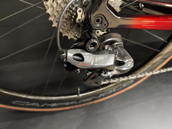 Colnago C64 Campagnolo Record EPS Boras Carbon Disc Road Bike Art Decor Red BDRD - 2020 - 54S - Image 7