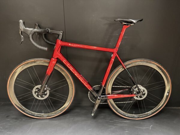 Colnago C64 Campagnolo Record EPS Boras Carbon Disc Road Bike Art Decor Red BDRD - 2020 - 54S - Image 13