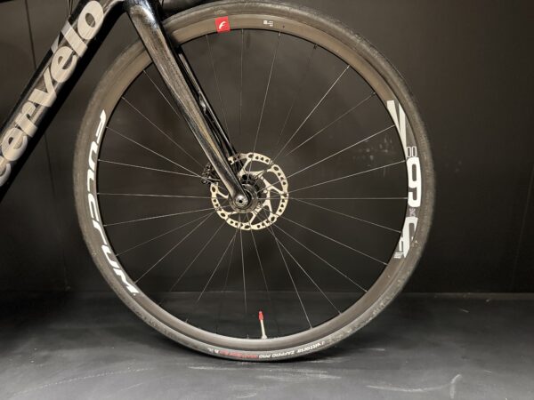 Cervelo Caledonia Carbon Disc 105 - 2022 - 48cm - Image 3