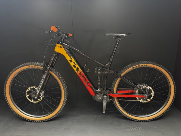 Trek Rail 9.8 Gen 3 Carbon Disc E-MTB 2023 - Large - 1013 Miles - Image 14