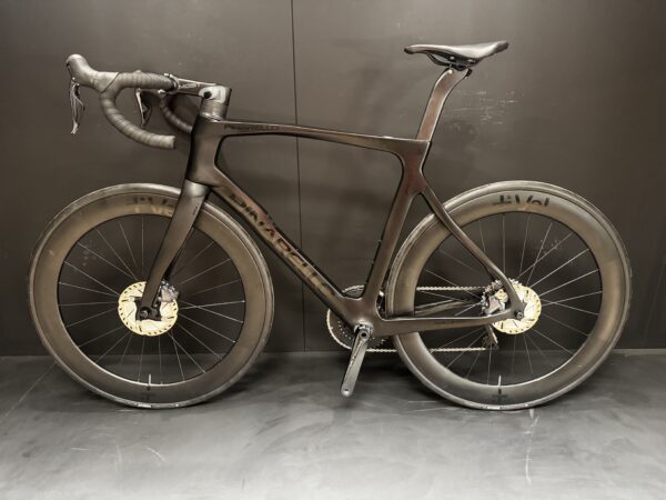 Pinarello Prince Ultegra Di2 Carbon Disc Road Bike - 2022 - 560mm - Image 13