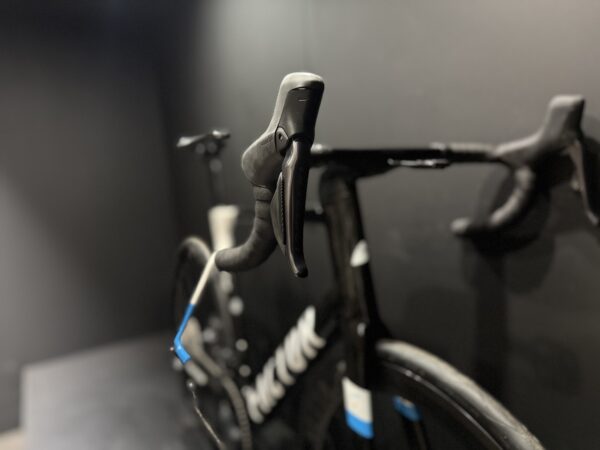 Factor ONE Di2 Carbon Disc Road Bike 2020 - 58cm - Image 2