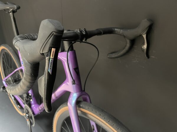 Giant Revolt Advanced Pro 0 Carbon Disc Gravel Bike - 2024 - Large - Image 3
