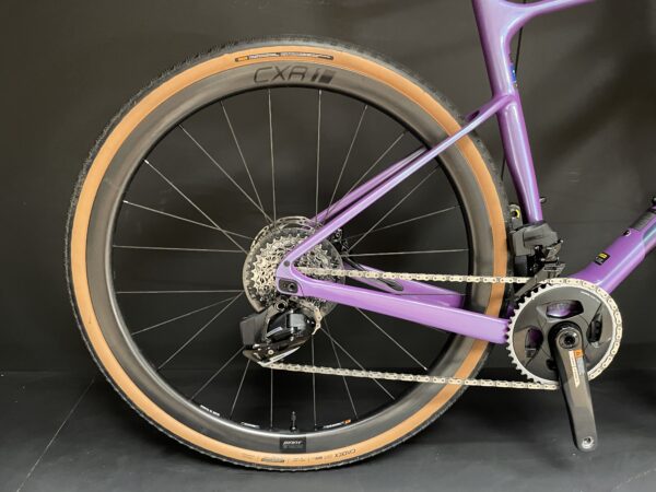 Giant Revolt Advanced Pro 0 Carbon Disc Gravel Bike - 2024 - Large - Image 9