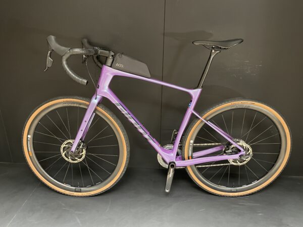 Giant Revolt Advanced Pro 0 Carbon Disc Gravel Bike - 2024 - Large - Image 14