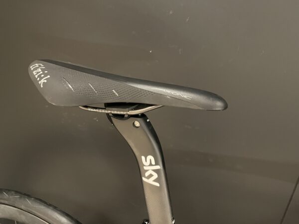 Pinarello Dogma Sky Team F10 Dura Ace Di2 Carbon Disc Road Bike - 2020 - 50cm - Image 11