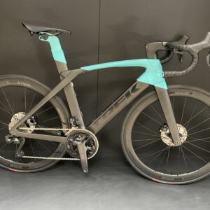Trek Madone SLR 6 Women's Ultegra Di2 Carbon Disc Road Bike 2019 - 54 cm - Upgraded