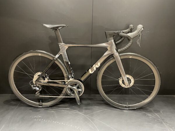 Giant Liv Enviliv Advanced Pro 1 Ultegra Carbon Disc Road Bike 2021 - Small