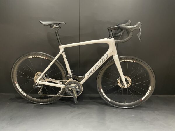 Specialized Roubaix Expert Ultegra Di2 Carbon Disc Road Bike 2018 - 58cm - Upgraded
