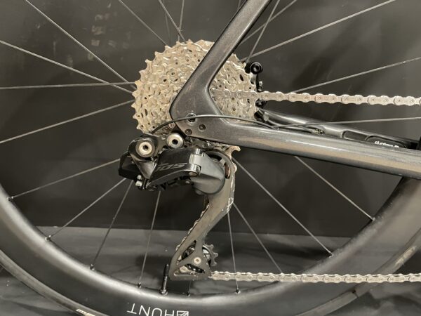 Trek Emonda SL6 Pro 105 Di2 Carbon Disc Road Bike 2023 - 58cm - Image 8