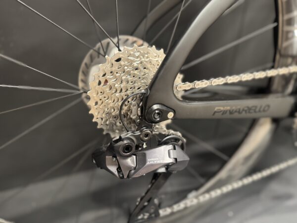 NEW Pinarello Prince Ultegra Di2 Carbon Disc Road Bike - 2023 - 490mm black - Image 7