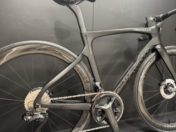 NEW Pinarello Prince Ultegra Di2 Carbon Disc Road Bike - 2023 - 490mm black - Image 9