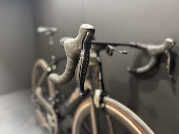 Trek Madone SL6 Project One Di2 Carbon Rim Brake Road Bike - 56cm - 2019 - Image 2