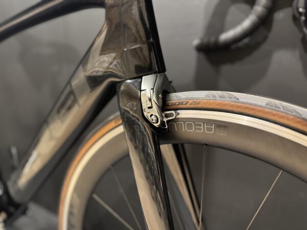 Trek Madone SL6 Project One Di2 Carbon Rim Brake Road Bike - 56cm - 2019 - Image 3