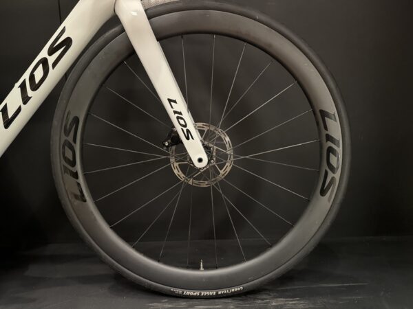 Lios Exactor Aero SRAM Rival AXS Carbon Disc Road Bike - 2024 - Small - Image 3