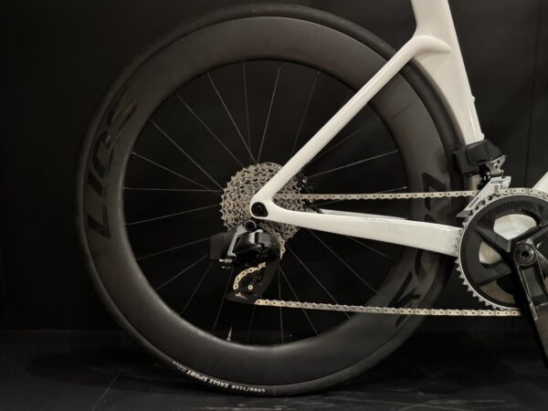 Lios Exactor Aero SRAM Rival AXS Carbon Disc Road Bike - 2024 - Small - Image 6