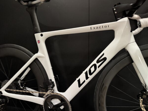 Lios Exactor Aero SRAM Rival AXS Carbon Disc Road Bike - 2024 - Small - Image 11