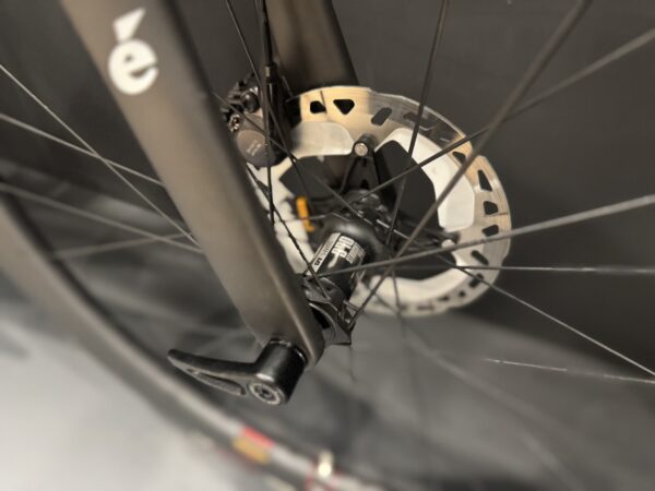 Cervelo Caledonia 5 Ultegra Di2 Carbon Disc Road Bike 2022 - 54cm - Image 4