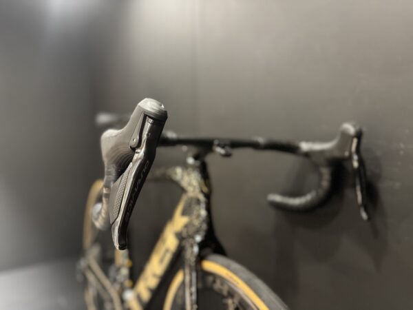 Trek Emonda SLR 9 Dura-Ace Di2 Carbon Disc Road Bike 2021 - 54cm 6.8Kg - Image 2