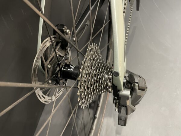 Orbea Orca Aero M31eLTD PWR Rival AXS Carbon Disc Road Bike 2022 - 53cm - Image 10