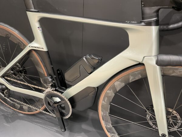Orbea Orca Aero M31eLTD PWR Rival AXS Carbon Disc Road Bike 2022 - 53cm - Image 12