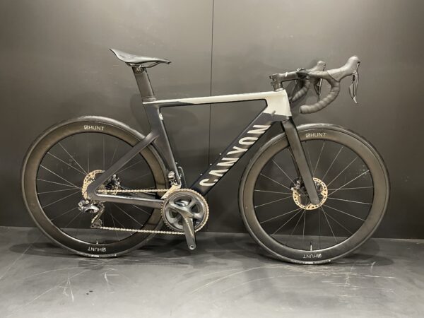 Canyon Aeroad CF SL 8 Ultegra Di2 Carbon Disc Road Bike - 2022 - Small
