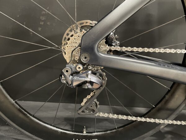 Canyon Aeroad CF SL 8 Ultegra Di2 Carbon Disc Road Bike - 2022 - Small - Image 8