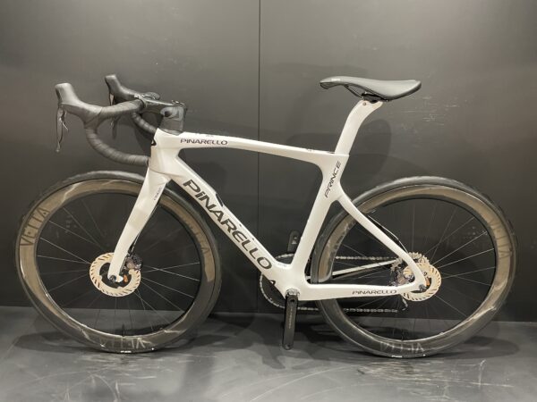 NEW Pinarello Prince TiCR Ultegra Di2 Carbon Disc Road Bike 2023 - 515mm - Image 13