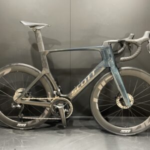 Scott Foil RC Pro Ultegra Di2 Zipp 404 FC Carbon Disc Road Bike 2023 - XL