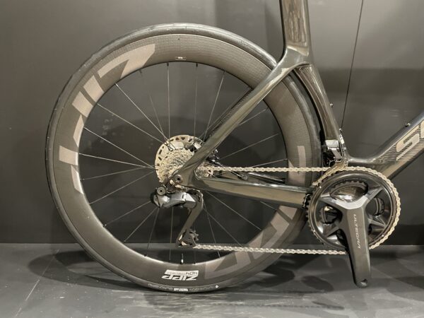 Scott Foil RC Pro Ultegra Di2 Zipp 404 FC Carbon Disc Road Bike 2023 - XL - Image 9