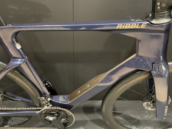 Ribble Ultra SL Sport 105 Carbon Disc Road Bike 2024 - Large - Upgraded Wheels - Image 2