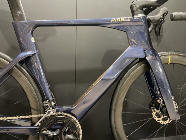 Ribble Ultra SL Sport 105 Carbon Disc Road Bike 2024 - Large - Upgraded Wheels - Image 7
