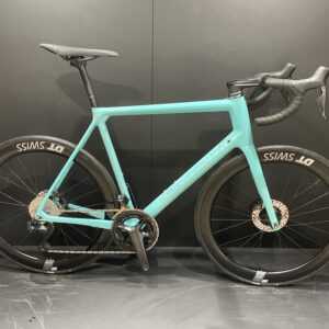 Bianchi Specialissima CV Ultegra Di2 Carbon Disc Road Bike 2022 - 61cm