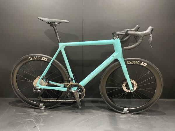 Bianchi Specialissima CV Ultegra Di2 Carbon Disc Road Bike 2022 - 61cm