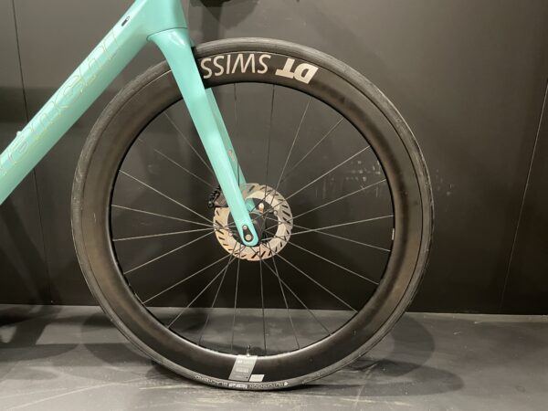 Bianchi Specialissima CV Ultegra Di2 Carbon Disc Road Bike 2022 - 61cm - Image 4