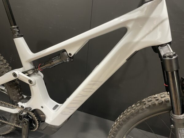 Canyon Spectral ON CF 7.0 900Wh Carbon Disc E-MTB - 2024 - Large - 75 Miles - Image 14