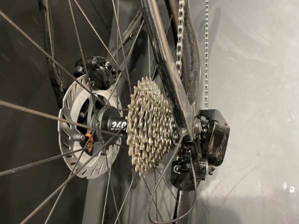DARE VSRu 105 Di2 Carbon Disc Road Bike 2023 - XXS - Image 9