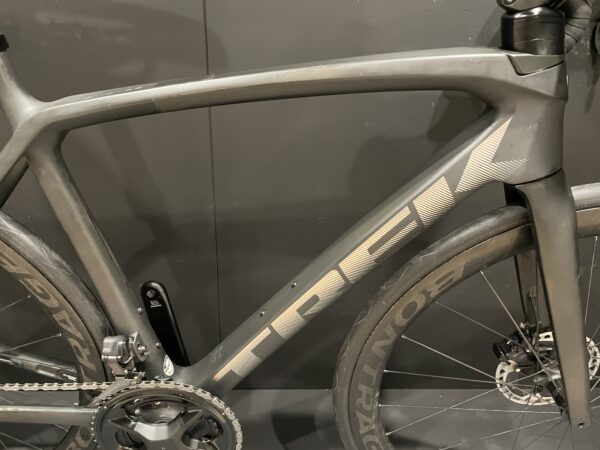 Trek Emonda SLR 7 Di2 Project One Carbon Disc Road Bike 2022 - 54cm - Image 2