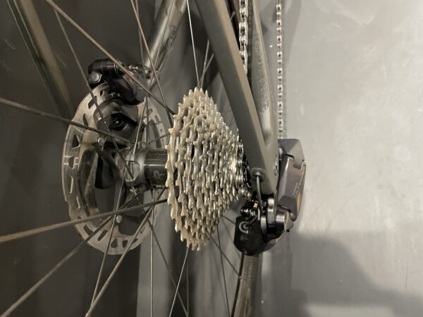Trek Emonda SLR 7 Di2 Project One Carbon Disc Road Bike 2022 - 54cm - Image 10