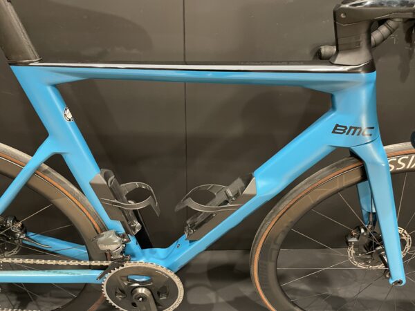 BMC TimeMachine R01 SRAM Force AXS Carbon Disc Road Bike 2021 - 56cm - Image 2