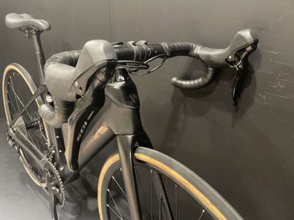 Trek Domane SL5 105 Gen 3 Disc Carbon Road Bike 2022 - 50cm - Image 3